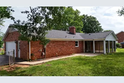 140 Hidden Hills Drive, Kernersville, NC 27284 - Photo 5