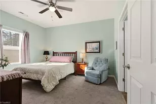 719 Meadowgreen Village Dr, Eden, NC 27288 - Photo 11