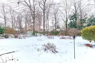 915 Onslow Dr, Greensboro, NC 27408 - Photo 29