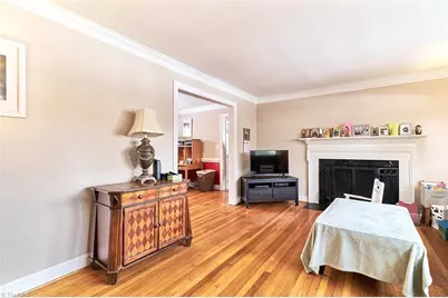 915 Onslow Drive, Greensboro, NC 27408 - Photo 5