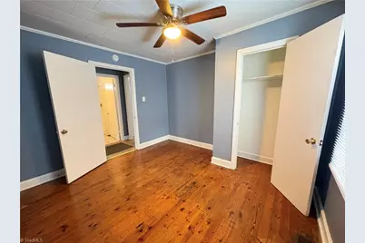 1025 Manly Street, Winston-Salem, NC 27105 - Photo 9