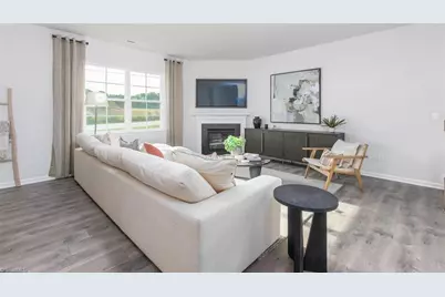 515 Forest Creek Drive, Winston-Salem, NC 27107 - Photo 9