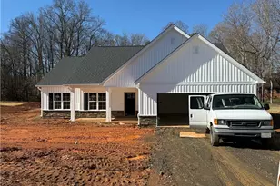 489 Merrells Lake Rd, Mocksville, NC 27028 - Photo 1