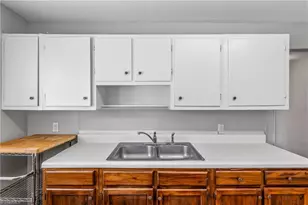 718 Elam Ave, Greensboro, NC 27403 - Photo 9