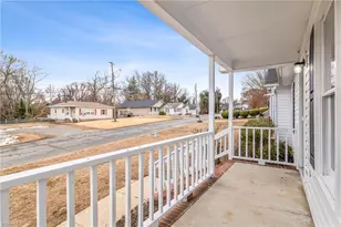 708 Garrett St, Greensboro, NC 27406 - Photo 3