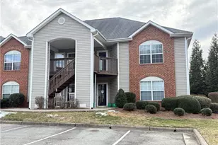 2620 Ingleside Dr, High Point, NC 27262 - Photo 1