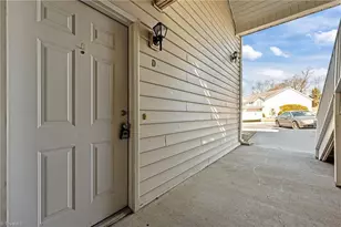 5703 Battery Dr, Greensboro, NC 27409 - Photo 29