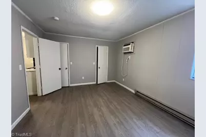 235 Corona Street #302, Winston-Salem, NC 27103 - Photo 11