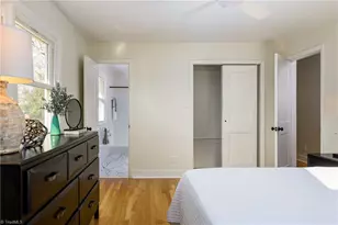 3514 Fox Pl, Greensboro, NC 27408 - Photo 11