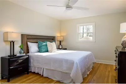 3514 Fox Place, Greensboro, NC 27408 - Photo 9