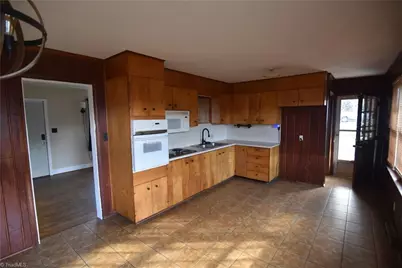 3808 Cash Drive, Winston-Salem, NC 27107 - Photo 7