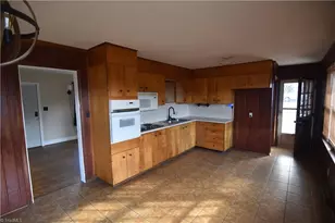 3808 Cash Dr, Winston-Salem, NC 27107 - Photo 7