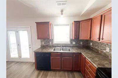 5757 Fox Chase Drive, Winston-Salem, NC 27105 - Photo 11