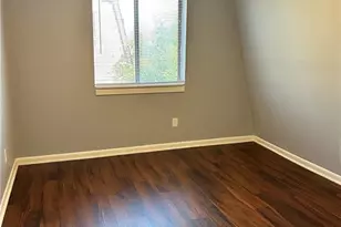 517 Market St, Graham, NC 27253 - Photo 5