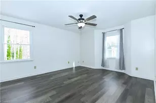 704 Glendale Dr, Greensboro, NC 27406 - Photo 17