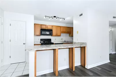 704 Glendale Drive #E, Greensboro, NC 27406 - Photo 5