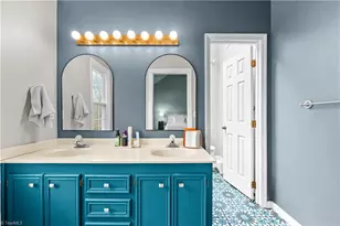 5945 Kenton Dr, Kernersville, NC 27284 - Photo 17