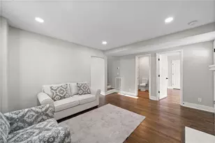 2318 Walker Ave, Winston-Salem, NC 27103 - Photo 7