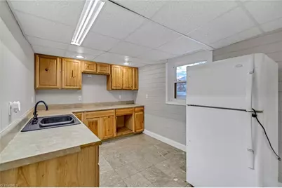 316 W Main Street, Jefferson, NC 28640 - Photo 37