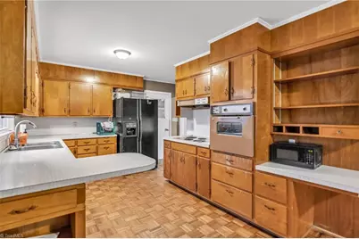 316 W Main Street, Jefferson, NC 28640 - Photo 15