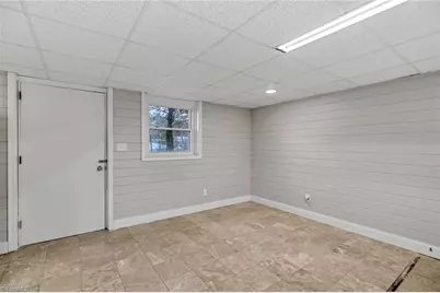 316 W Main Street, Jefferson, NC 28640 - Photo 35