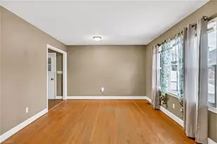 316 W Main St, Jefferson, NC 28640 - Photo 9