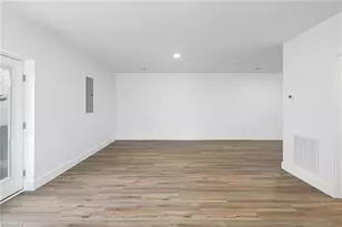 114 Woodpecker Rd, Purlear, NC 28665 - Photo 27