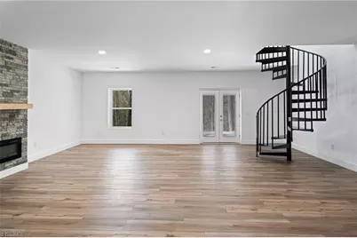 114 Woodpecker Road, Purlear, NC 28665 - Photo 21