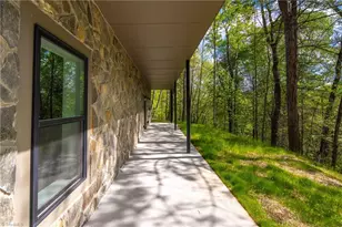 114 Woodpecker Rd, Purlear, NC 28665 - Photo 35