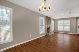 503 N Greenbriar St, Liberty, NC 27298 - Photo 11