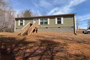 146 Ringwood Dr, Mount Airy, NC 27030 - Photo 1