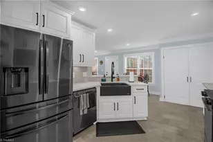 6012 Delburg Dr, Winston-Salem, NC 27106 - Photo 17