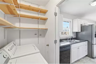 3202 Shallowford Drive, Greensboro, NC 27406 - Photo 37