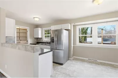 3202 Shallowford Drive, Greensboro, NC 27406 - Photo 13