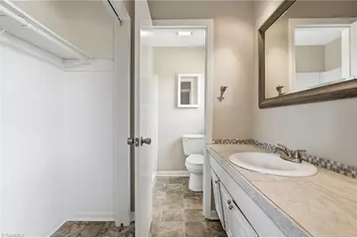 3202 Shallowford Drive, Greensboro, NC 27406 - Photo 33