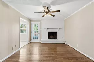 3202 Shallowford Dr, Greensboro, NC 27406 - Photo 7