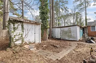 2512 Westmoreland Dr, Greensboro, NC 27408 - Photo 27