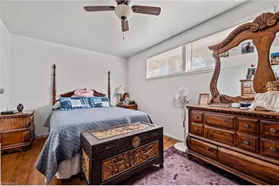 2512 Westmoreland Drive, Greensboro, NC 27408 - Photo 11