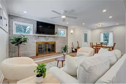 2703 Rockwood Road, Greensboro, NC 27408 - Photo 9