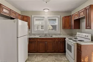 2133 Konnoak View Dr, Winston-Salem, NC 27127 - Photo 9