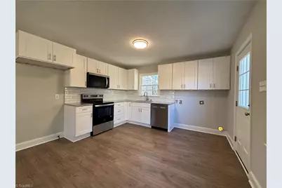 3862 Hartford Street, Winston-Salem, NC 27106 - Photo 3