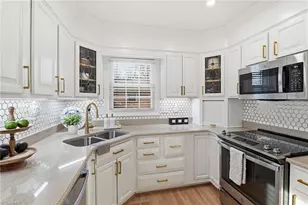 2021 Tennyson Dr, Greensboro, NC 27410 - Photo 9