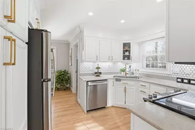 2021 Tennyson Drive, Greensboro, NC 27410 - Photo 11