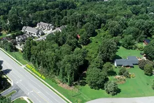 1927 Fleming Rd, Greensboro, NC 27410 - Photo 3