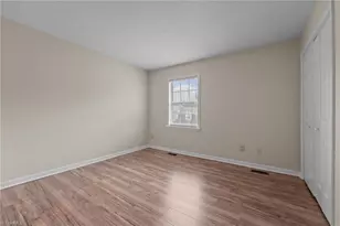 2753 Cottage Pl, Greensboro, NC 27455 - Photo 17