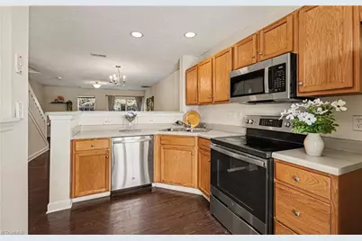 140 Tannenbaum Circle, Greensboro, NC 27410 - Photo 11