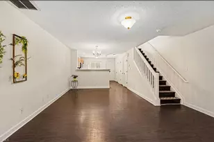 140 Tannenbaum Cir, Greensboro, NC 27410 - Photo 5