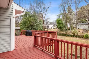 2506 Overbrook Dr, Greensboro, NC 27408 - Photo 43