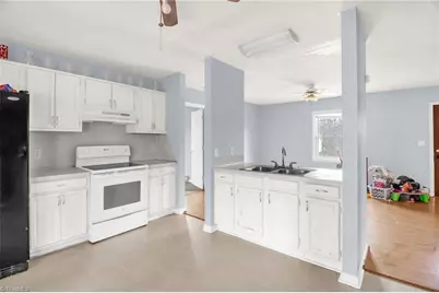 622 Worthville Street, Randleman, NC 27317 - Photo 11