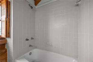 3323 N Rockingham Rd, Greensboro, NC 27407 - Photo 27